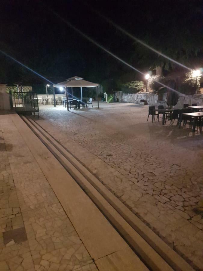 La Tenuta Di Bacco Hotell Colleferro Exteriör bild